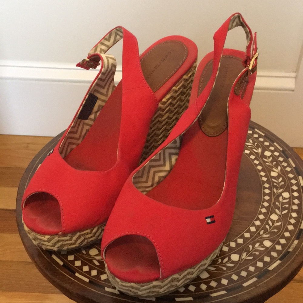 Red Tommy Hilger wedges